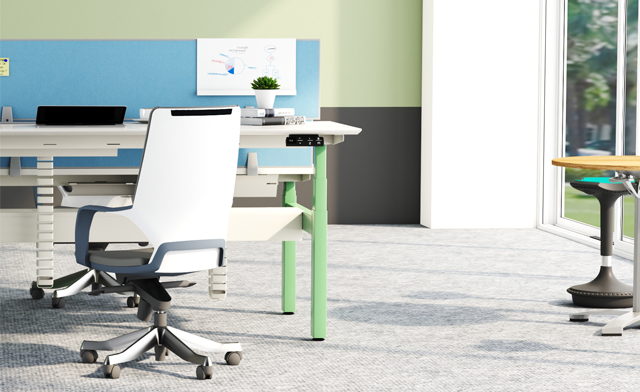 Height adjustable table